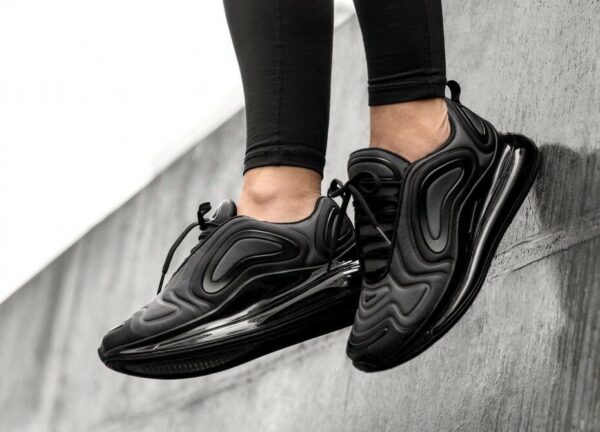 Air Max 720 Black