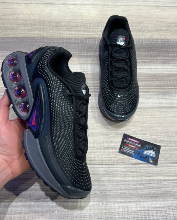 Air max DN negra y violeta